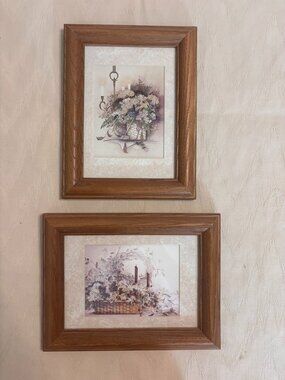VTG Oak Framed Floral Still Life Prints Set of 2 Cottagecore Wall Decor